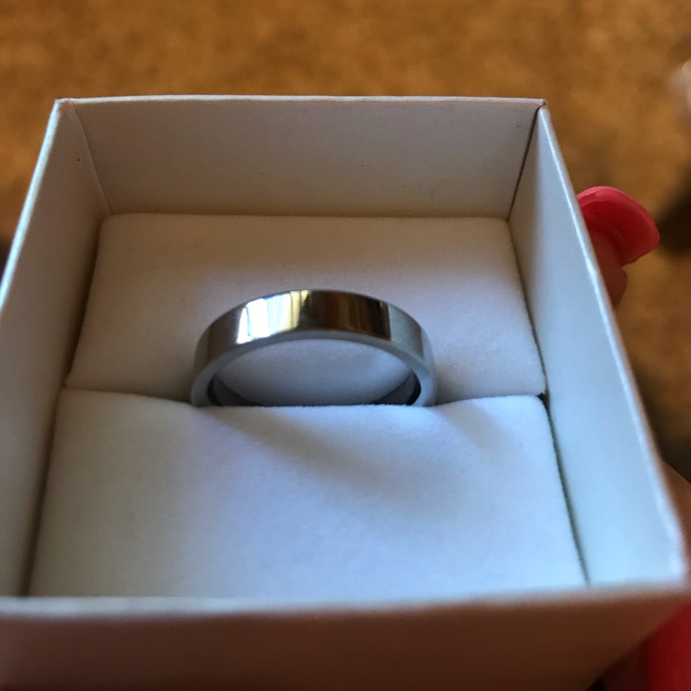 Men’s ring